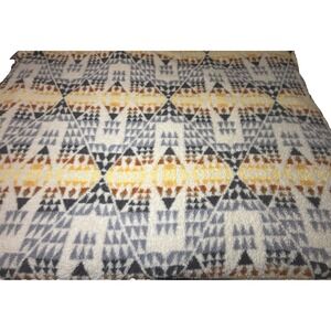 Pendleton Blanket Sherpa KING Arrow Point Soft Aztec Southwestern Geometric
